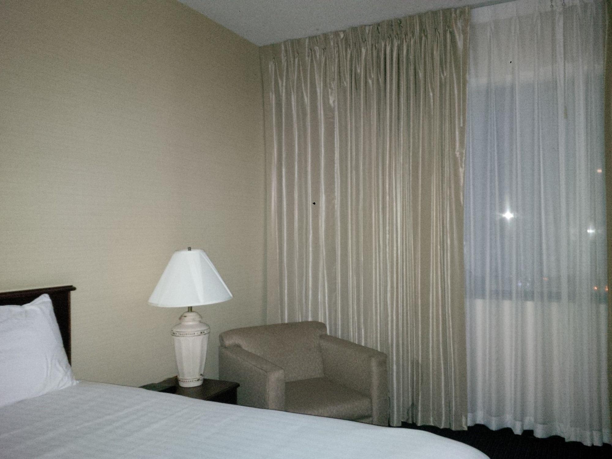 Maron Hotel & Suites Danbury Ngoại thất bức ảnh