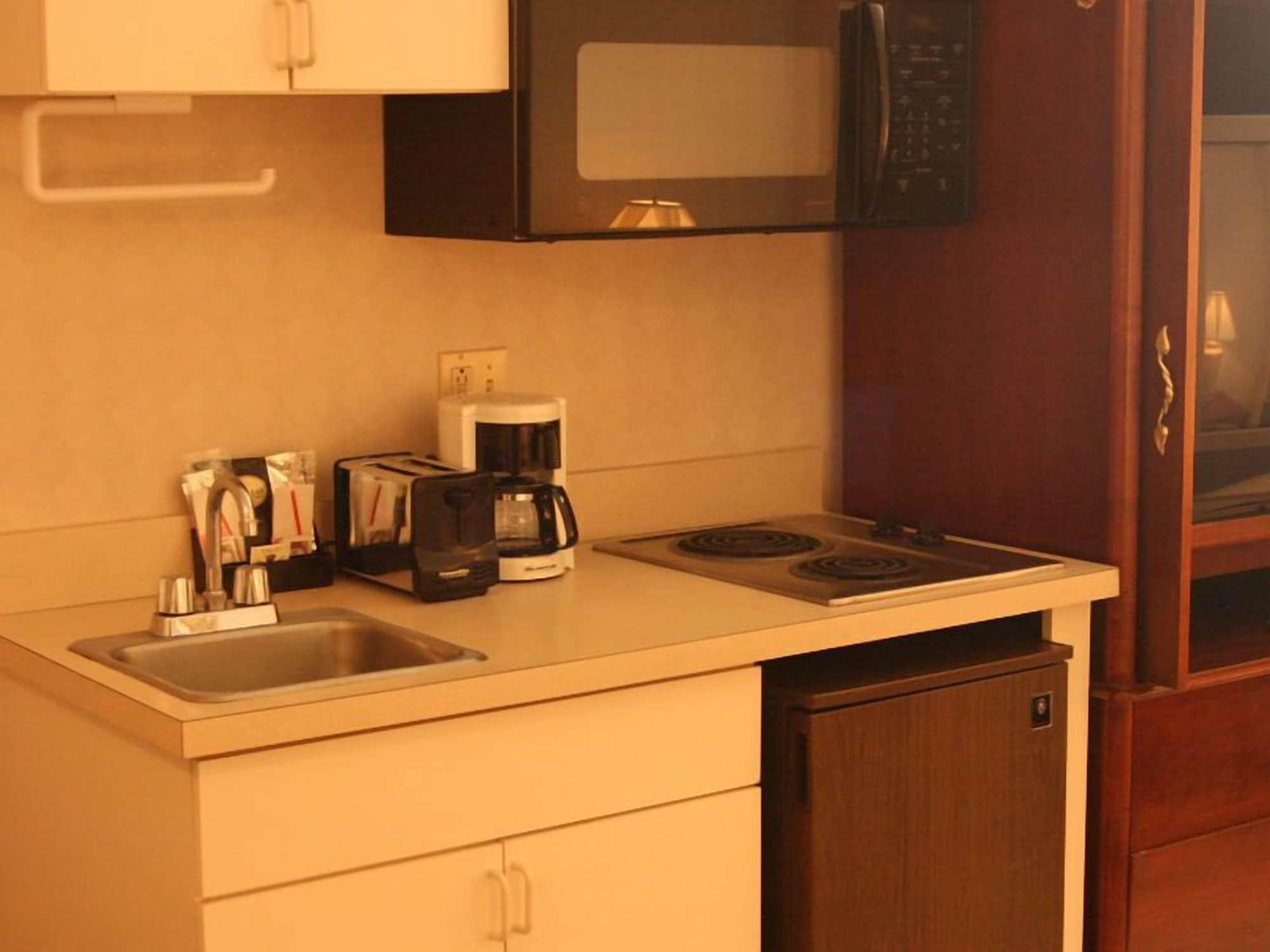 Maron Hotel & Suites Danbury Ngoại thất bức ảnh